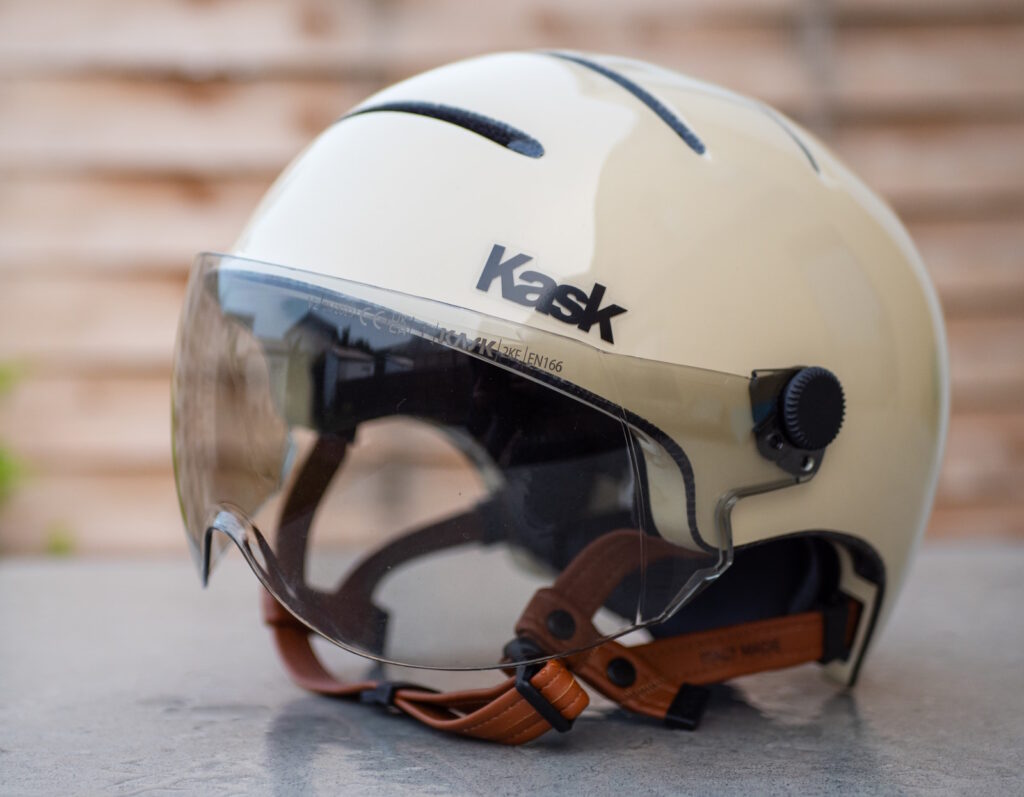 Casque vélo urbain avec visière - KASK - JE SUIS À VÉLO